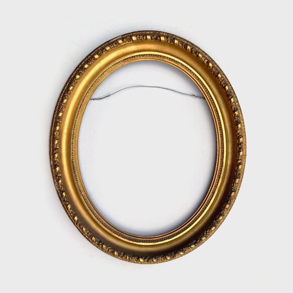 Antique Oval Gold Frame